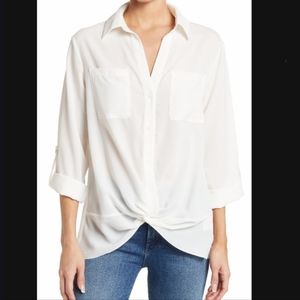 Everleigh Twist Front Patch Blouse Women's Size XL